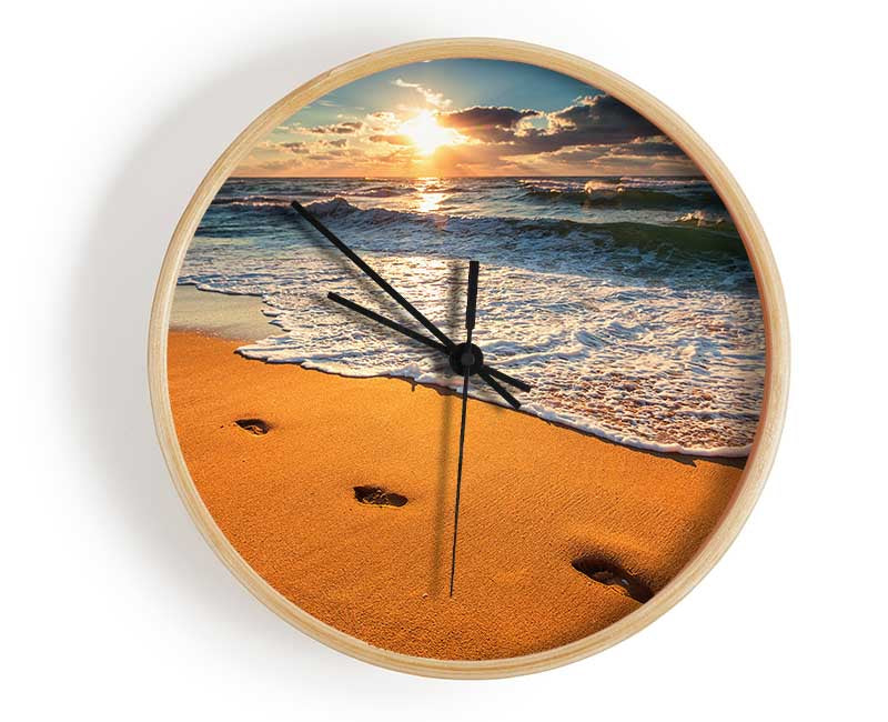 Footprints on the beach Clock - Wallart-Direct UK