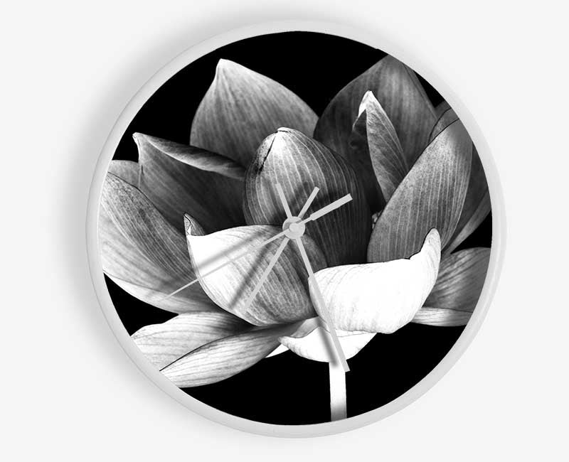 Black and white flower beauty Clock - Wallart-Direct UK