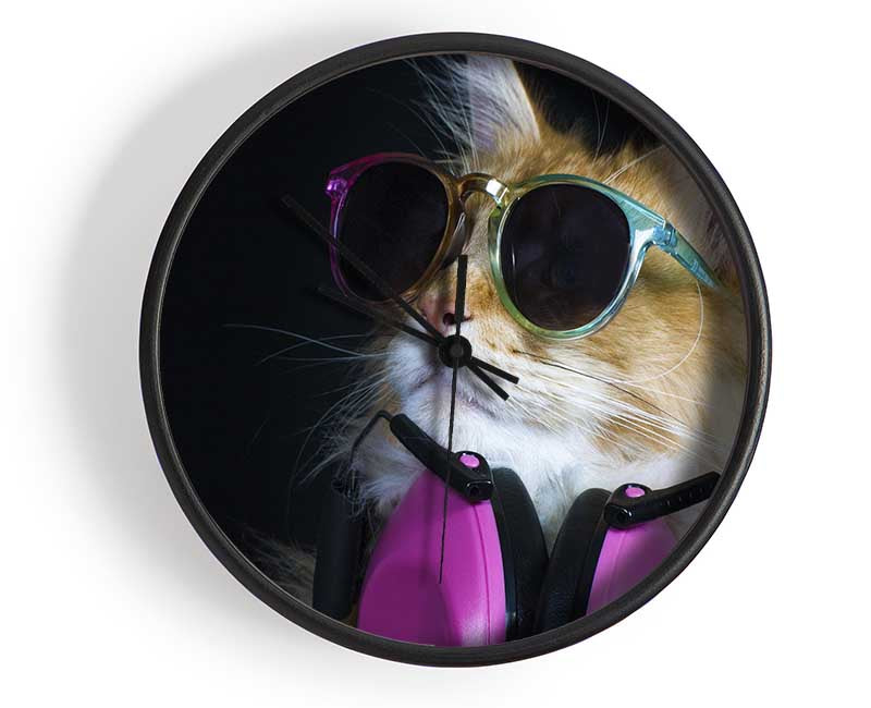 Cool headphones cat with headphones Clock - Wallart-Direct UK