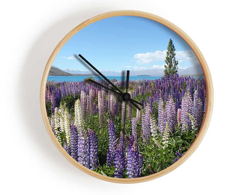 Loopins peering over the lake Clock - Wallart-Direct UK