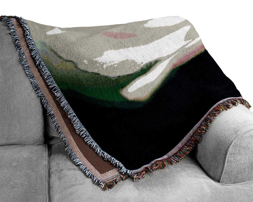 Landing pad flower Woven Blanket