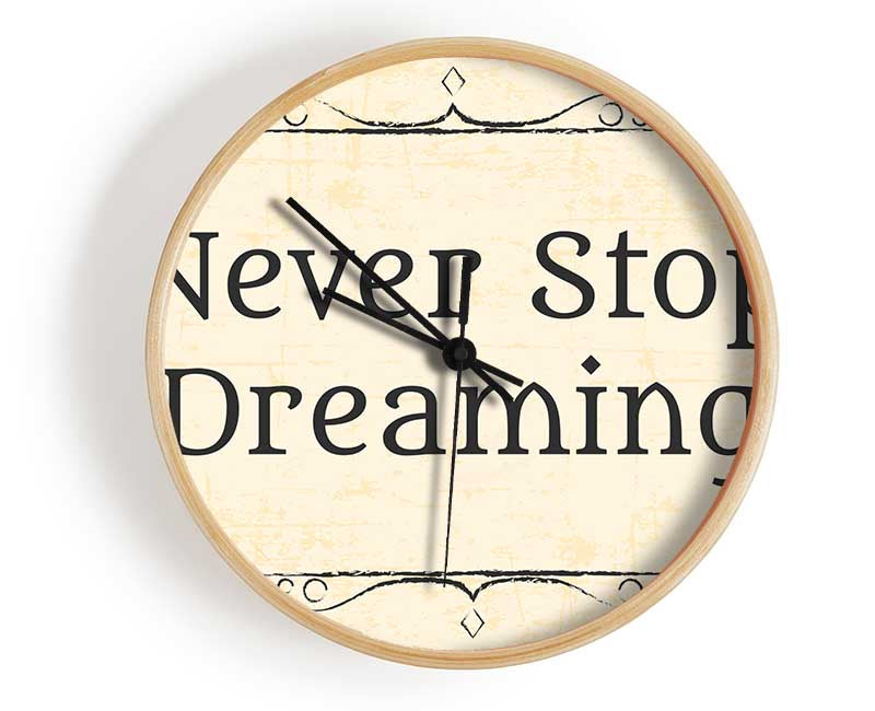 Never stop dreaming Clock - Wallart-Direct UK