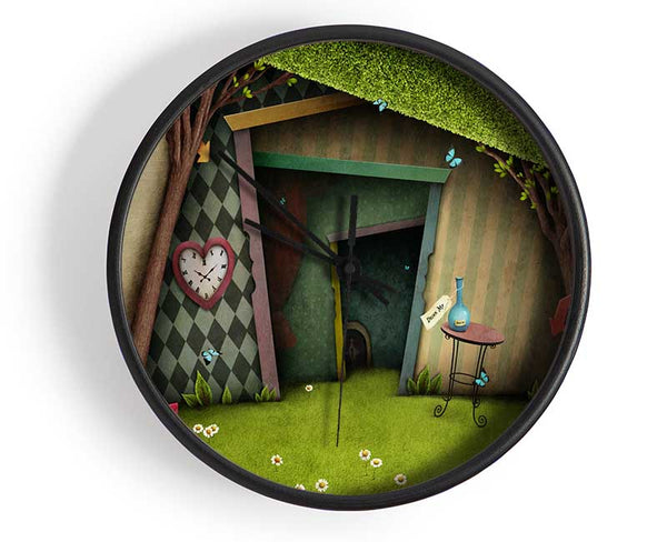 Alice In Wonderland The Small Door Clock - Wallart-Direct UK