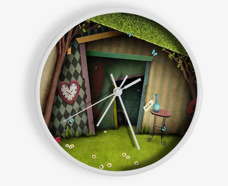 Alice In Wonderland The Small Door Clock - Wallart-Direct UK