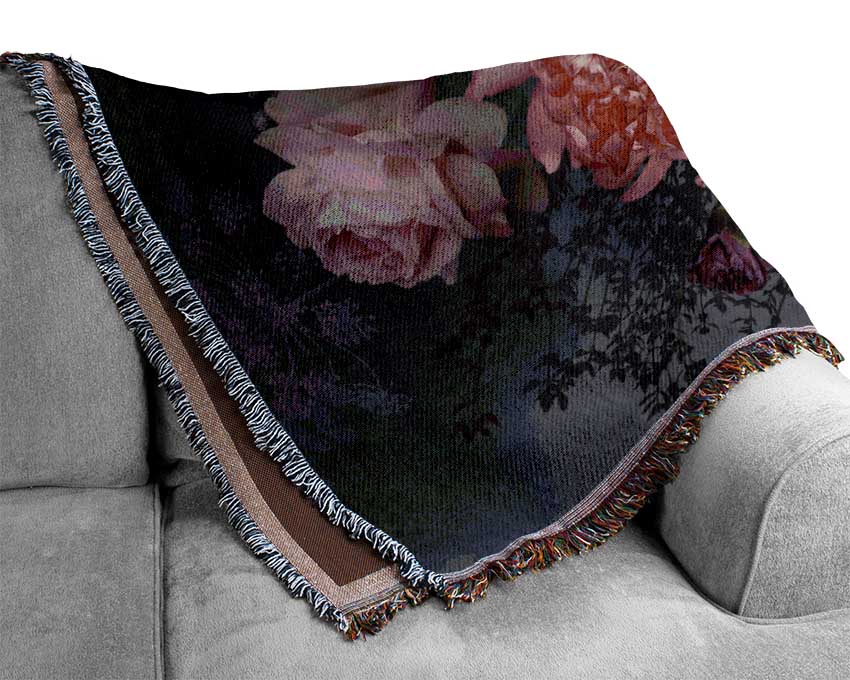 Realism Flowers Woven Blanket